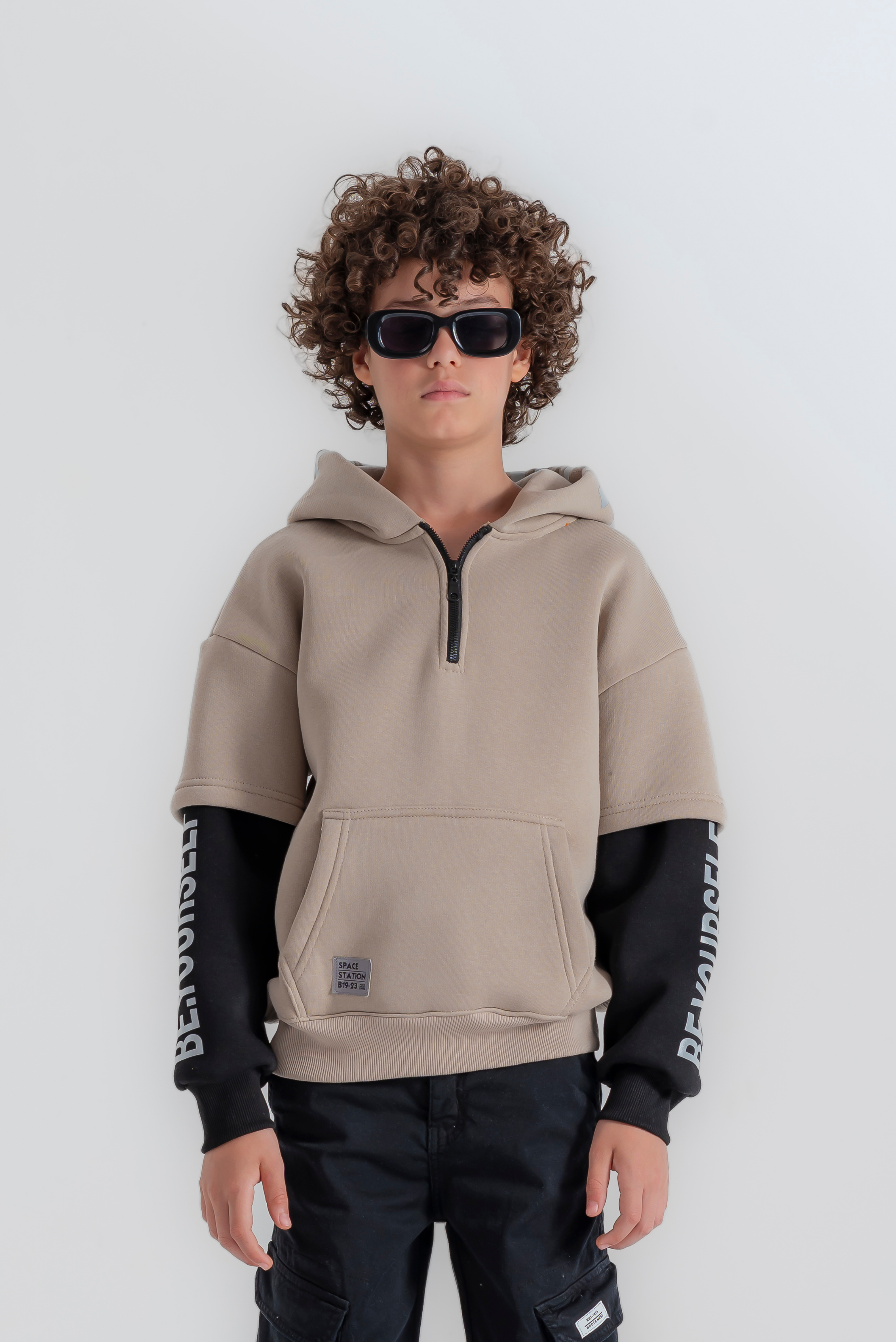 "BE YOURSELF"hoodie for boys