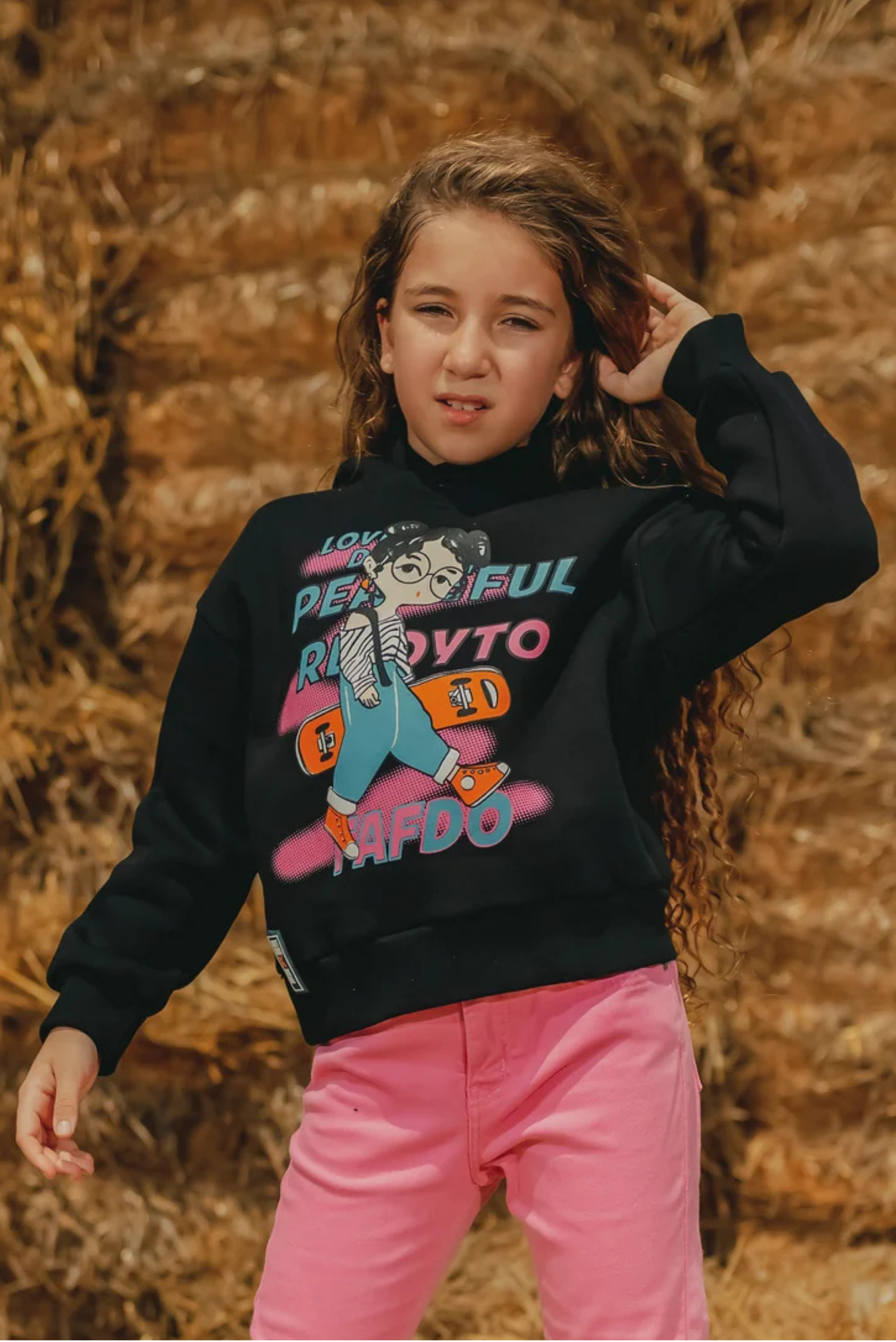 "Skateboarding girl" hoodie for girls