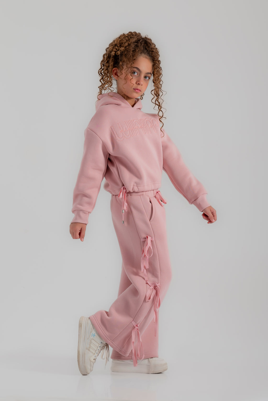 "Twenty four set" for girls