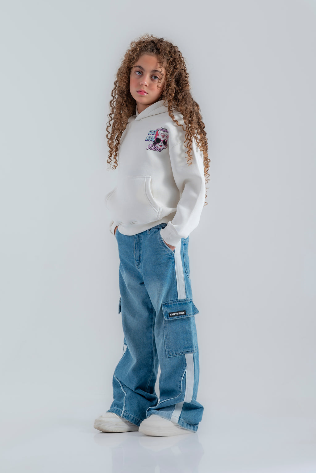 بنطلون واسع الساقين بجيوب جانبية للبنات