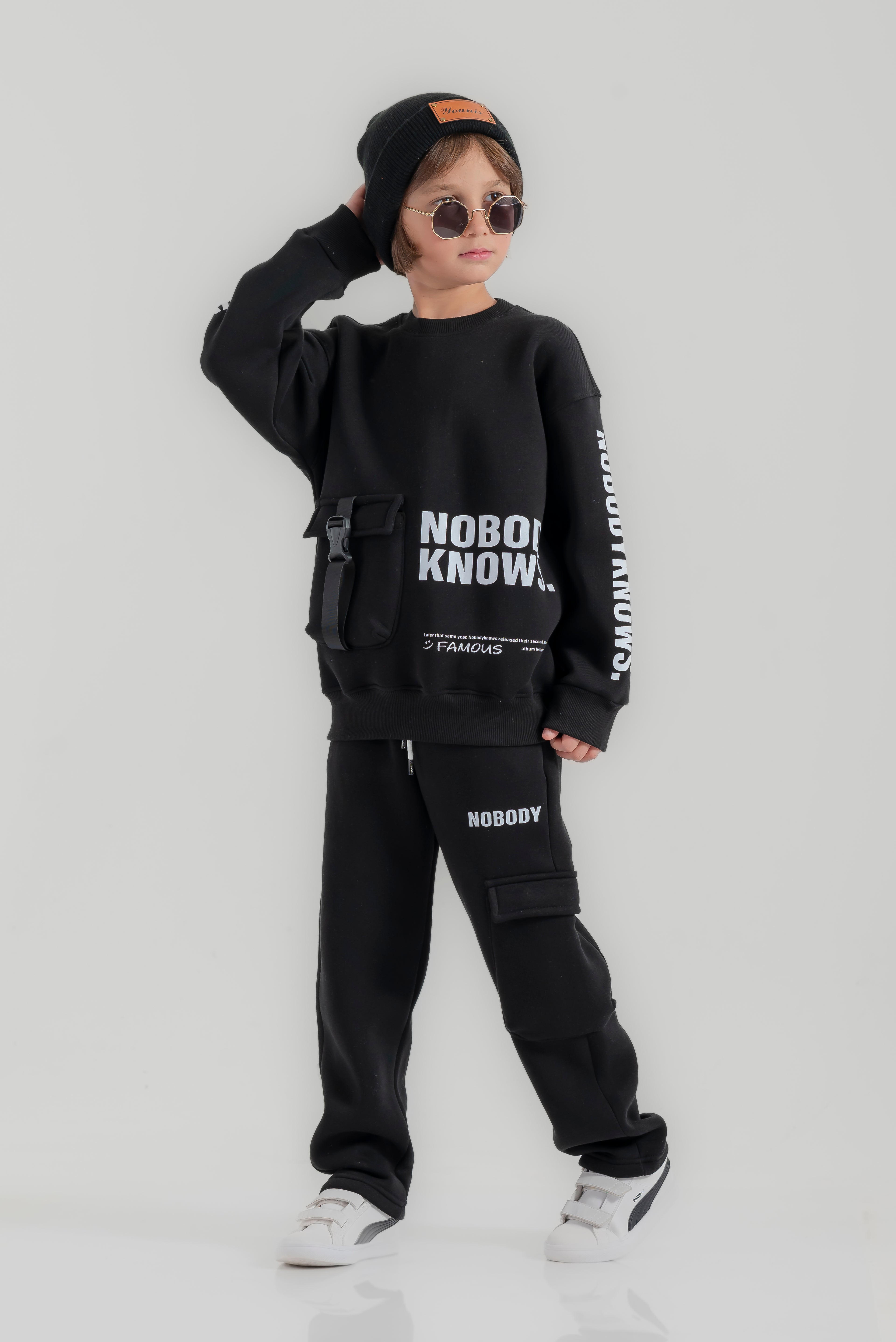 "NO BODY KNOW"  set for boys