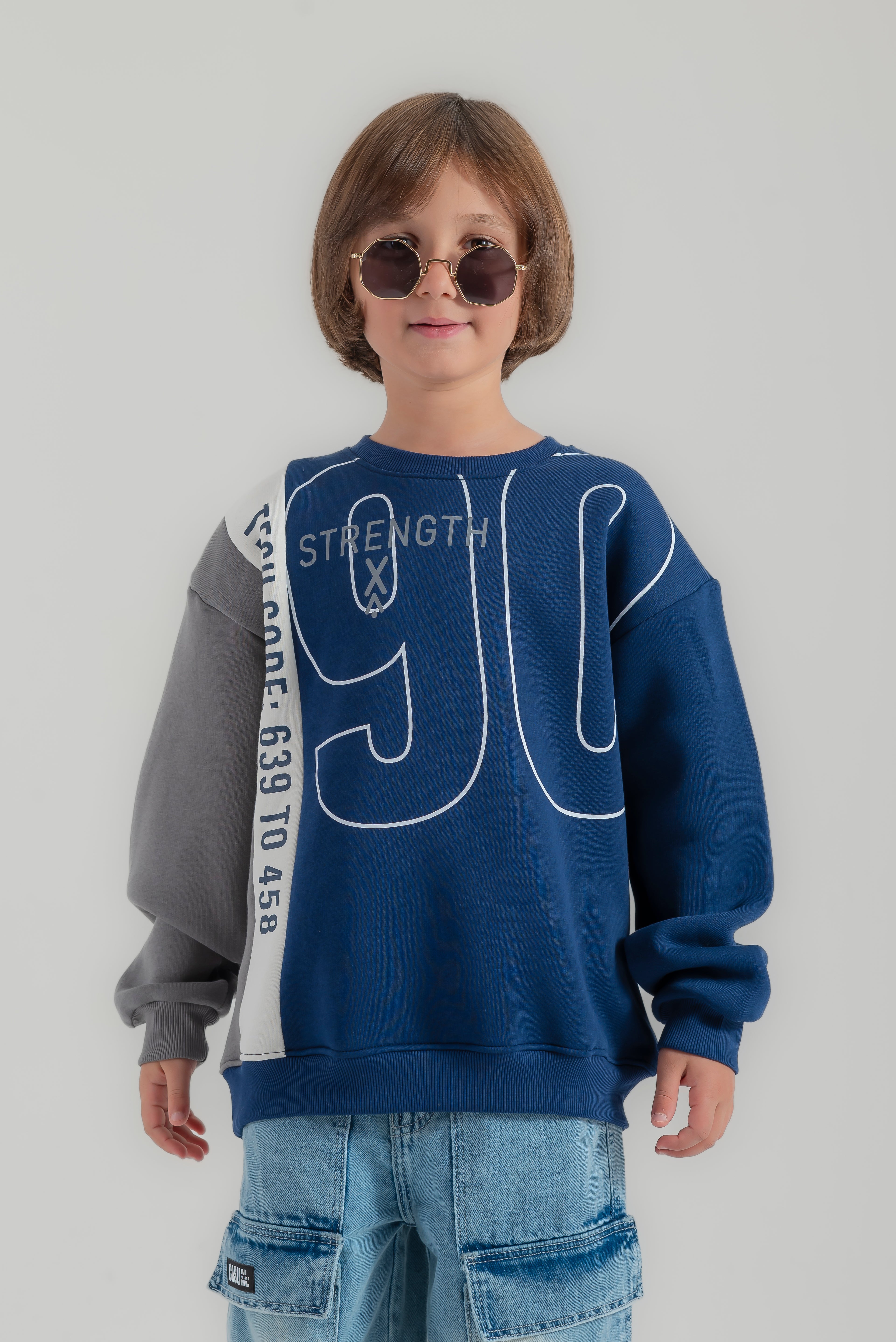 "The 90 Strength" Sweatshirt for boys