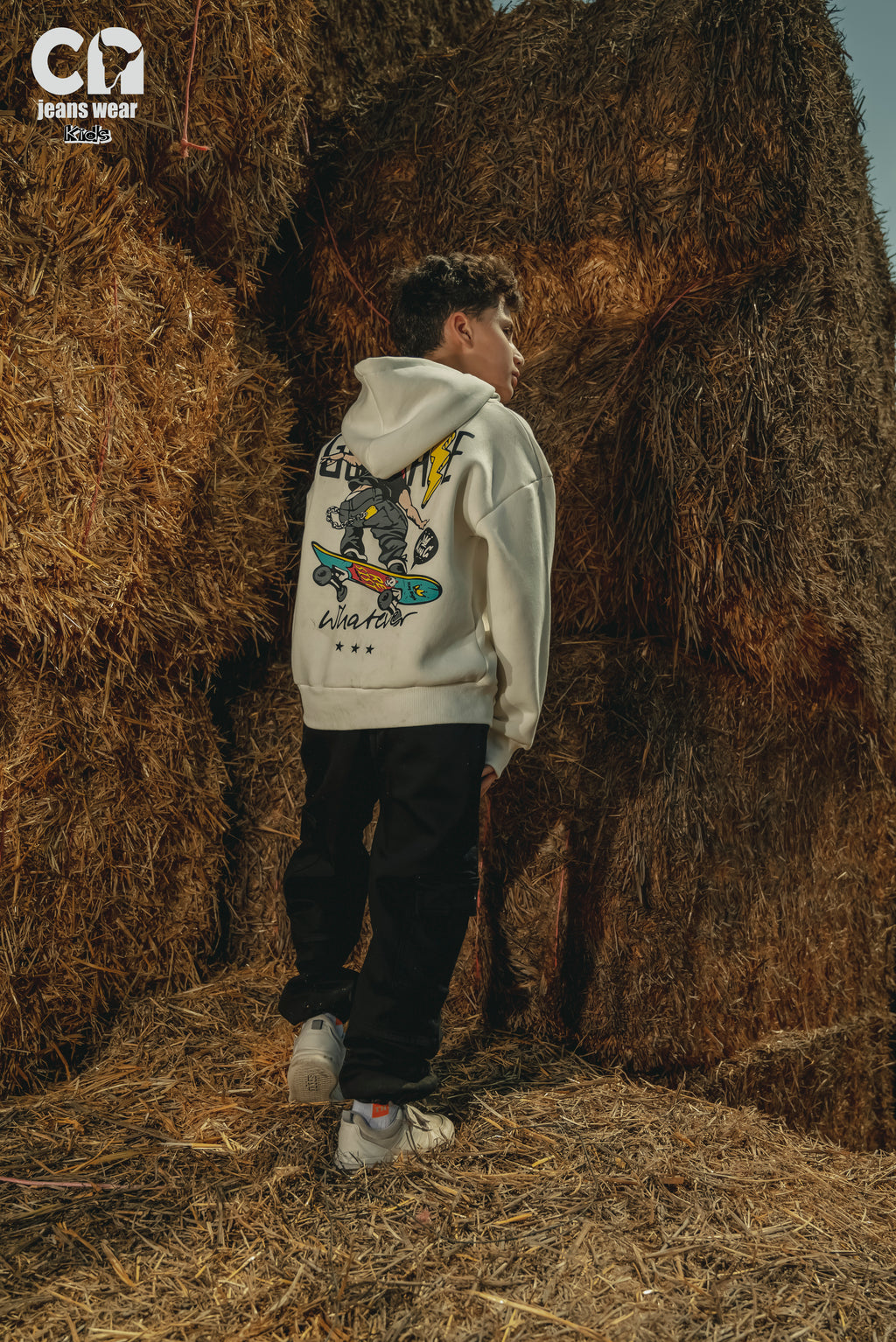 "GO SKATE "Boys hoodie