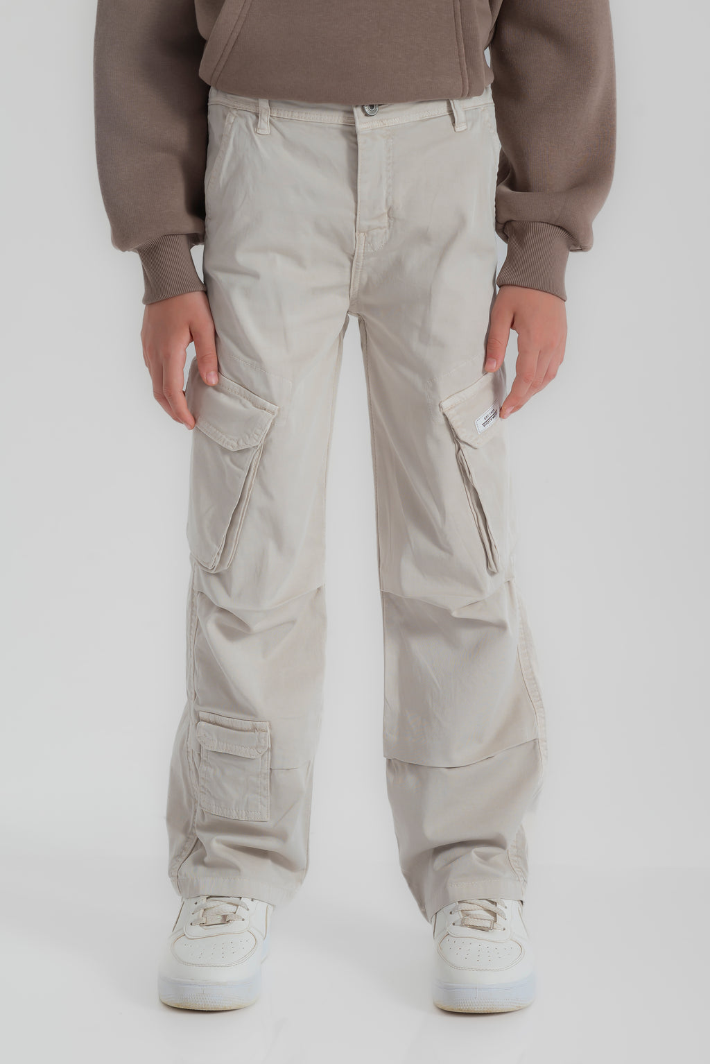 "Loose-fit gabardine" pants for boys