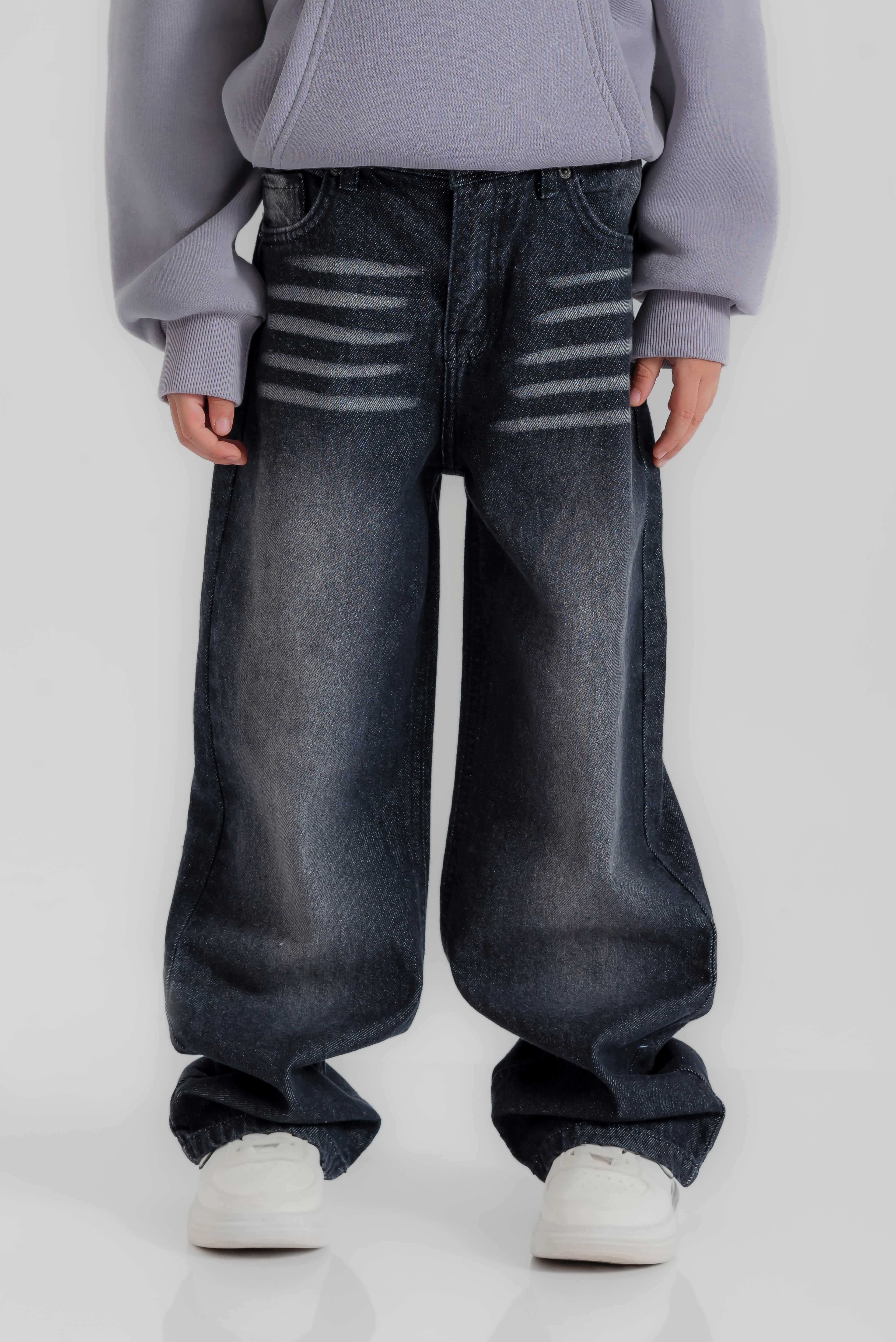 "Plain wide-leg pants" for boys