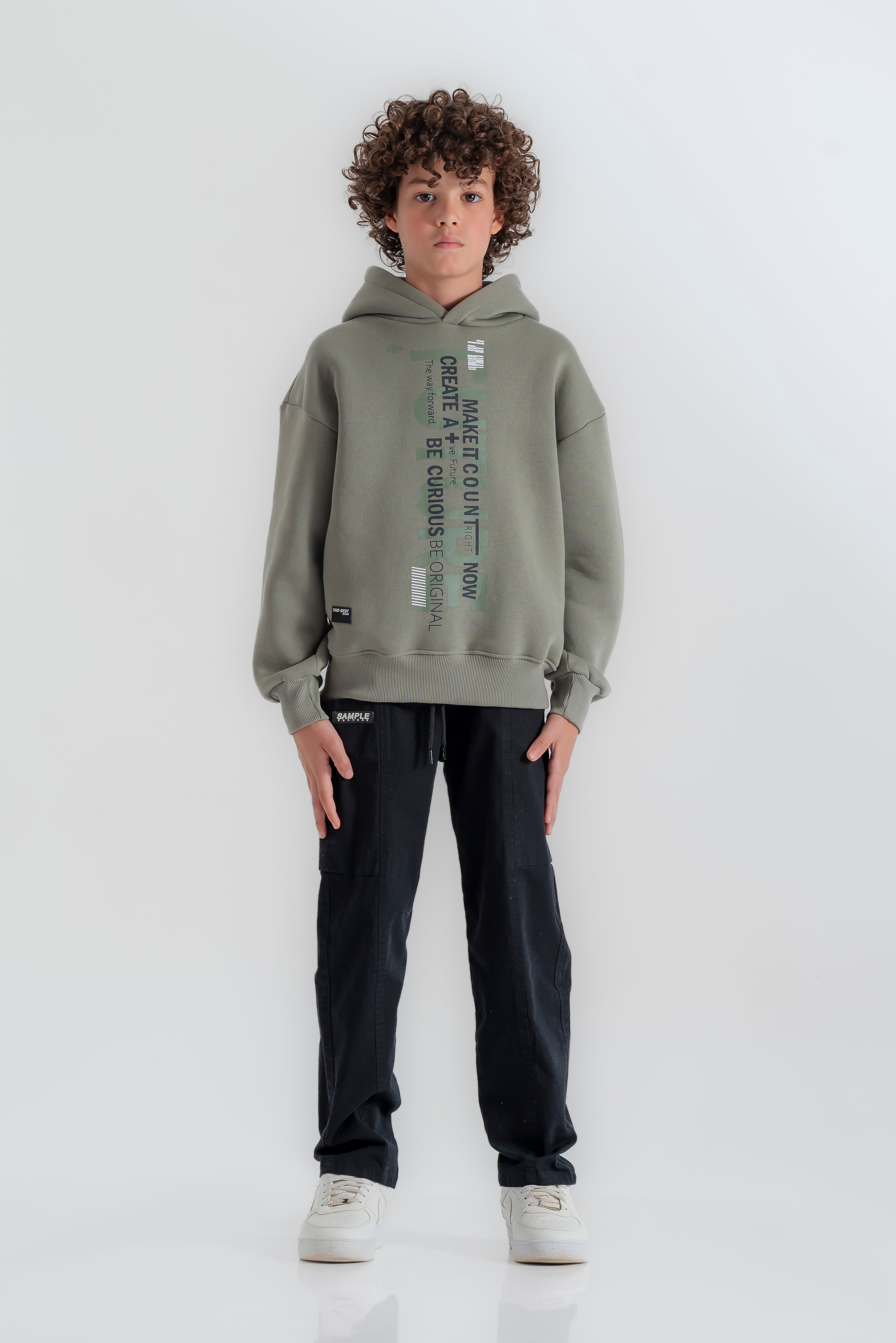 "BE CURIOUS"hoddie for boys