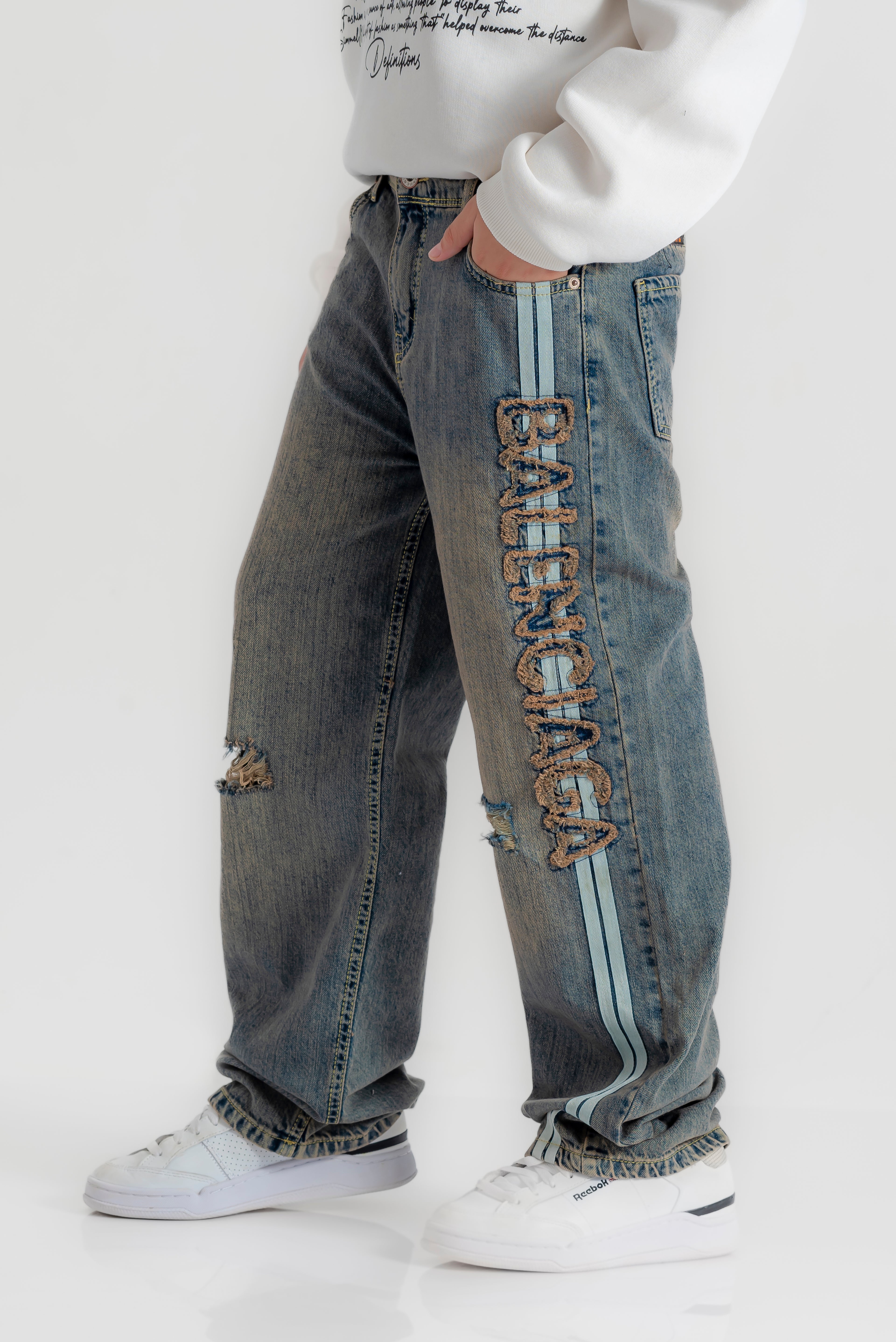 بنطلون جينز "بالنسياغا" بوي فريند للأولاد