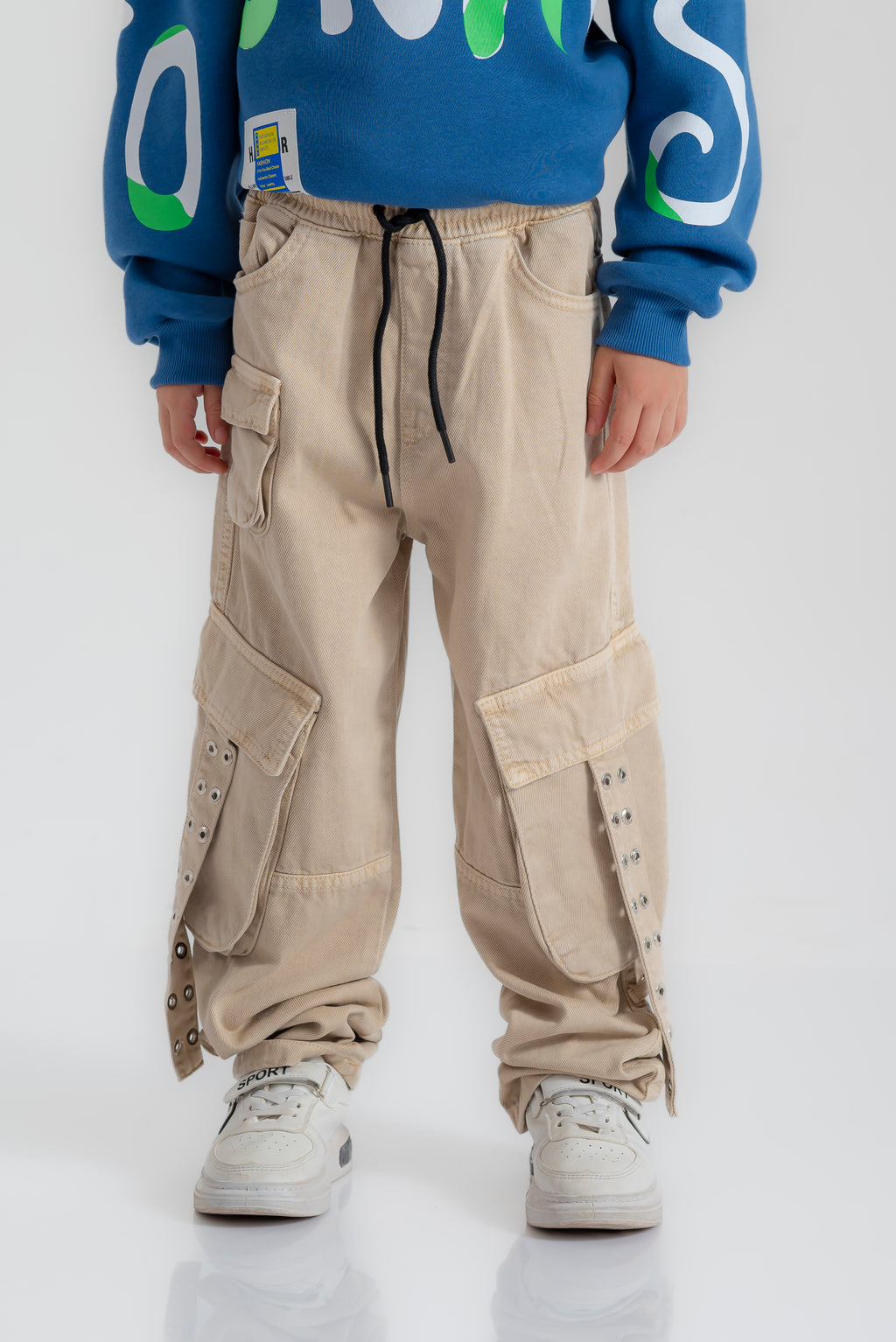 "Wide-leg cargo pants" for boys
