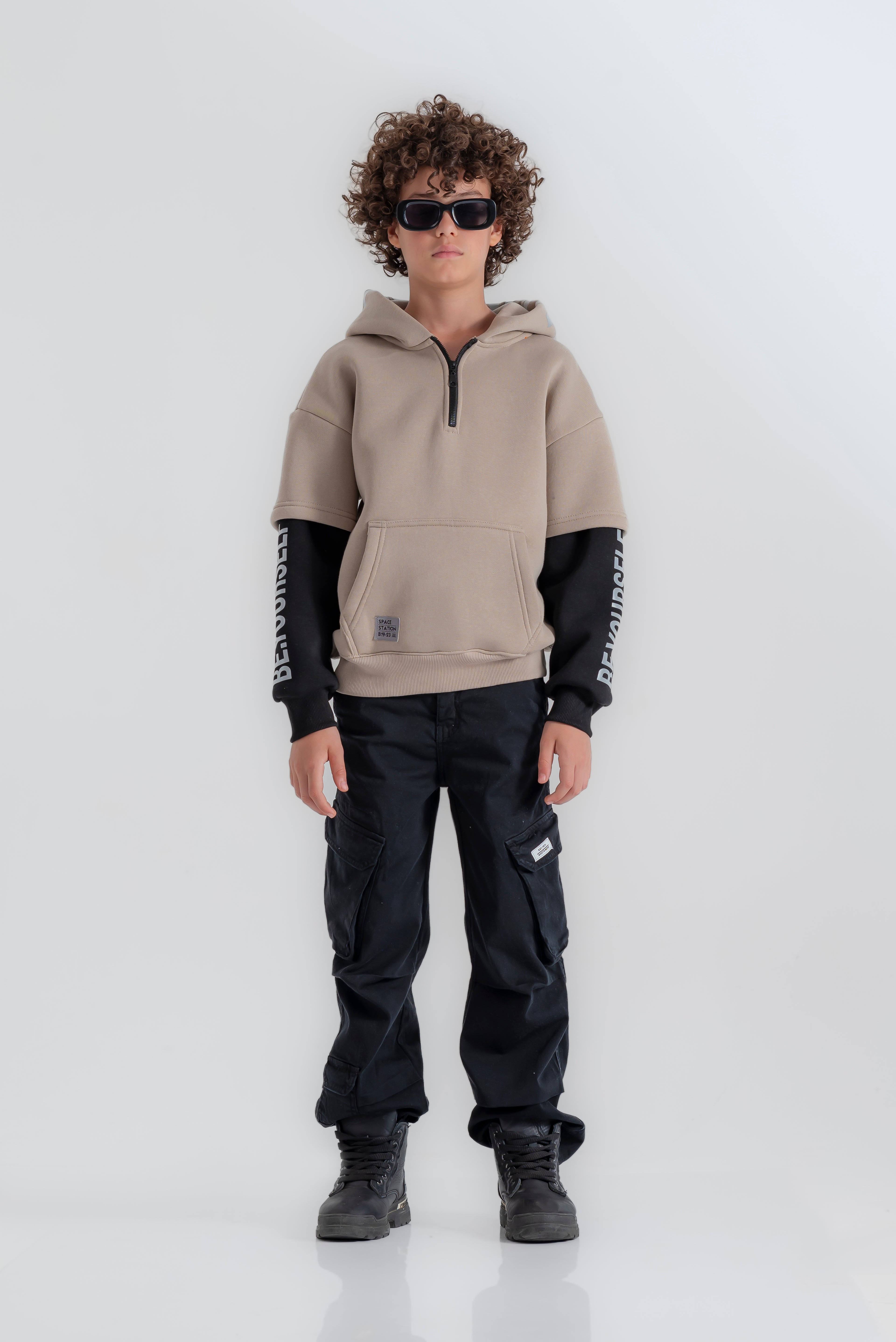 "BE YOURSELF"hoodie for boys