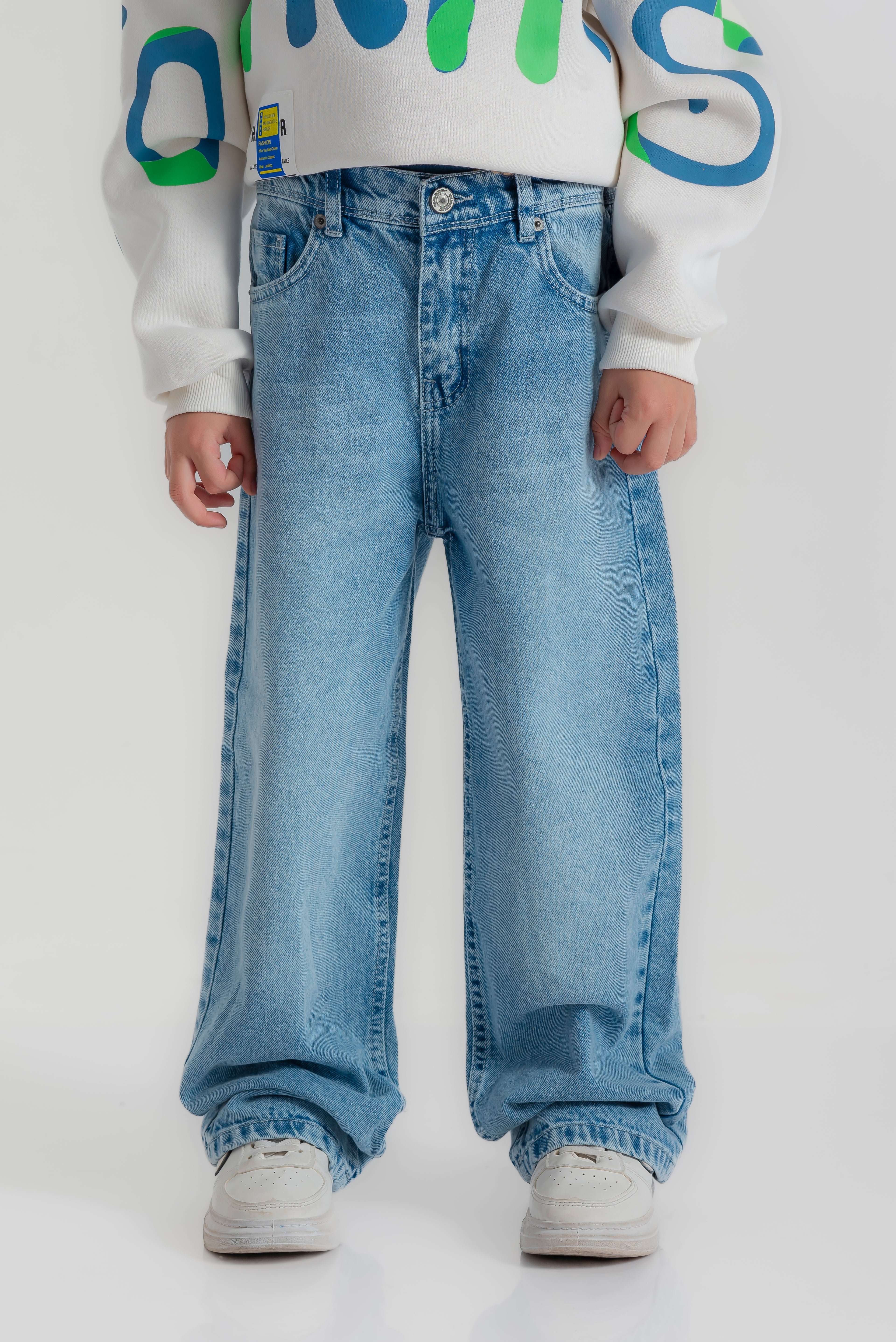"Plain wide-leg pants" for boys