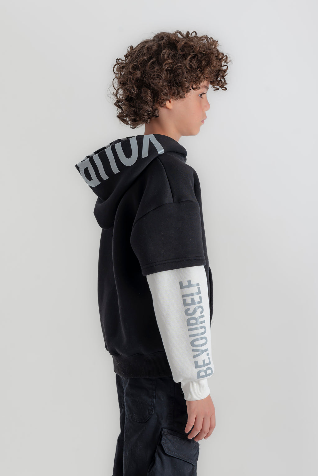 "BE YOURSELF"hoodie for boys